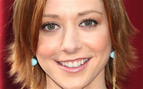 Alyson Hannigan Alyson Hannigan Wallpaper 178807 Fanpop