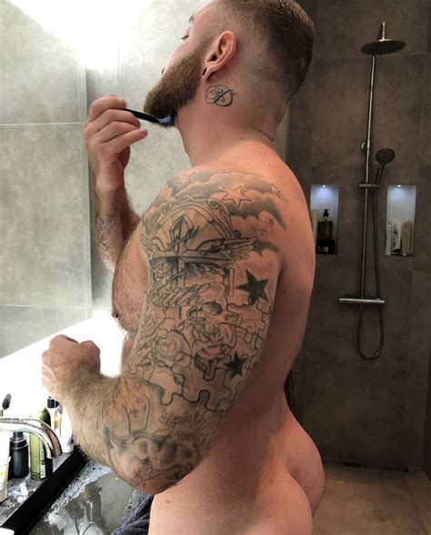 Booty On Twitter Getting Ready For Humpday With Muscle Hot Stud