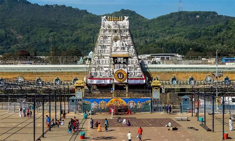 திருப்பதி ஏழுமலையான் கோவில் Tirupati Elumalaiyan Temple