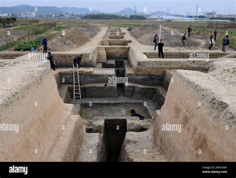 Liangzhu Archaeological Ruins Hi Res Stock Photography And Images Alamy