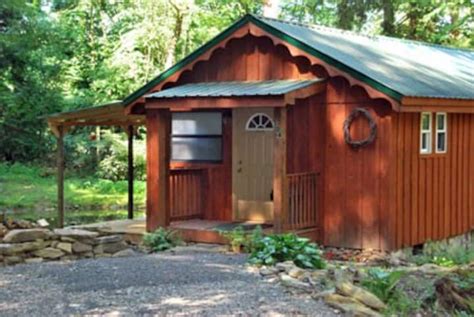 Summersville, WV Cabins at the Best Price | cozycozy