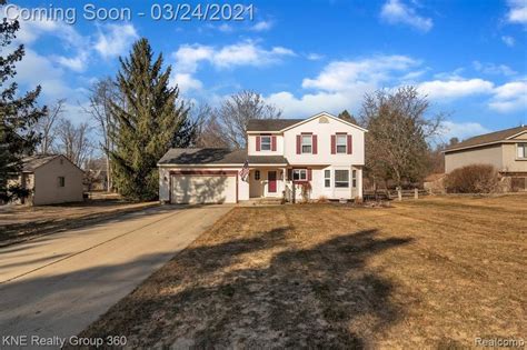 Highland, MI Real Estate - Highland Homes for Sale | realtor.com®