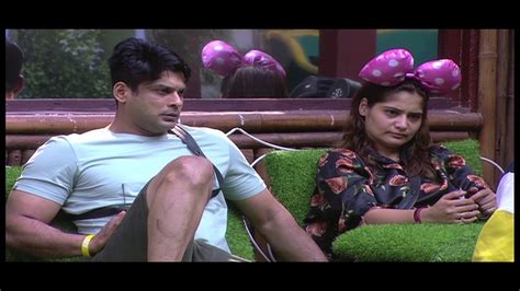 Bigg Boss 13 Unseen Undekha Shehnaz Gills Fun Time With Siddharth