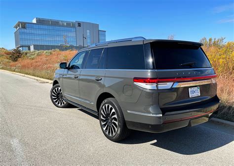 Test Drive 2022 Lincoln Navigator Black Label The Daily Drive