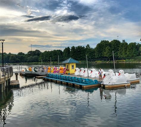 Washingtonian Paddle Boats Open At Rio Lakefront The Moco Show