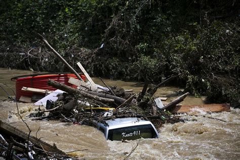 Kentucky flooding followed by high temperatures, power outages : NPR