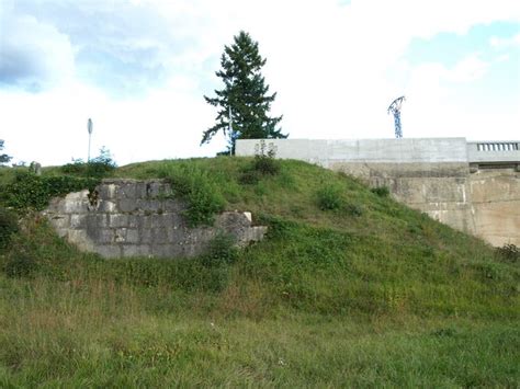 Pont routier de Briord détruit culée vestiges Inventaire