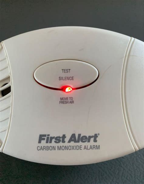 First Alert Carbon Monoxide Alarm Model Co606 Furniture And Home Living