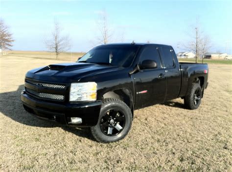 Nnbs Hd Silverado Grill Swap Page 2 Gmc Truck Forum