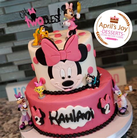 Happy Birthday Minnie Mouse Cake