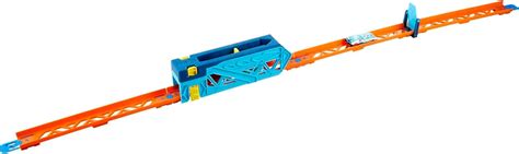 Hot Wheels Track Builder Pack Surtido Juegos De Acrobacias Los Estilos Pueden Variar Yaxa