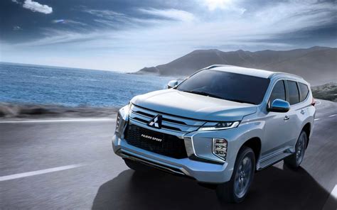 Mitsubishi Pajero Sport Gt Premium Suv Drive