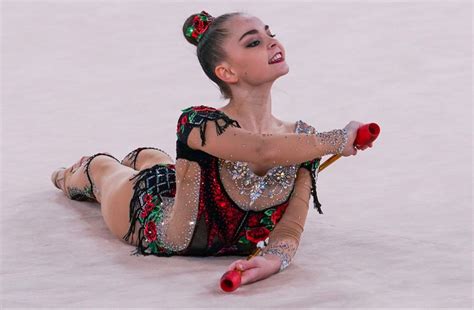 Arina Averina Russia Clubs Routine OG Tokyo 2020 Tokyo 2020