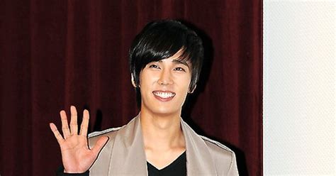 T포토 Ss501 박정민 홀로서기 후 첫 팬사인회 개최