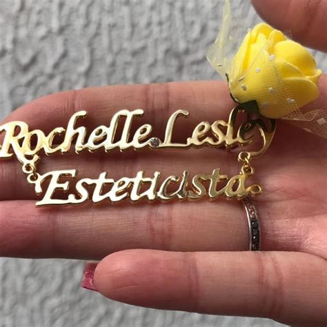 Broche Personalizado Nome Profissão Pingente Elo7