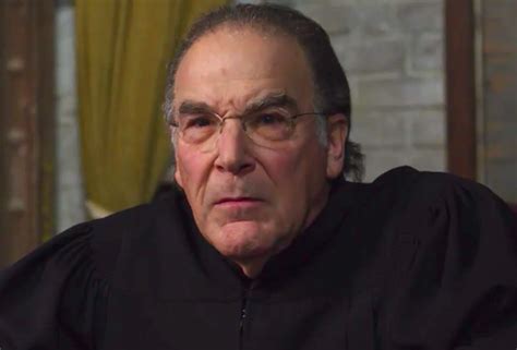 Mandy Patinkin on 'The Good Fight' as Judge Wackner in Season 5, Ep 7