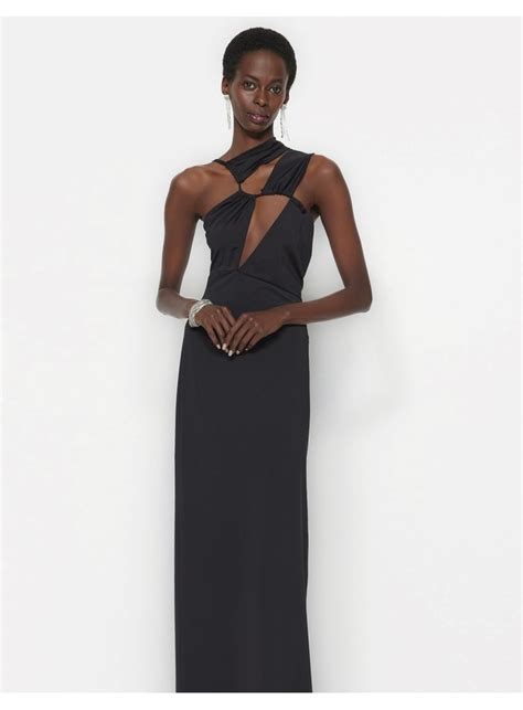 Evening Dress With Cut Out Neckline Invitadisima