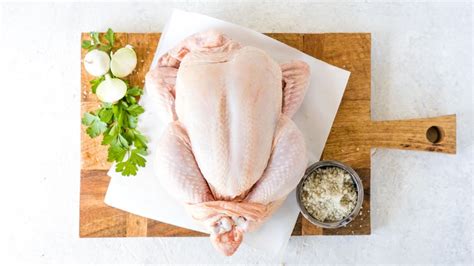 Compraste un pollo entero y no sabes separarlo Aquí te explicamos