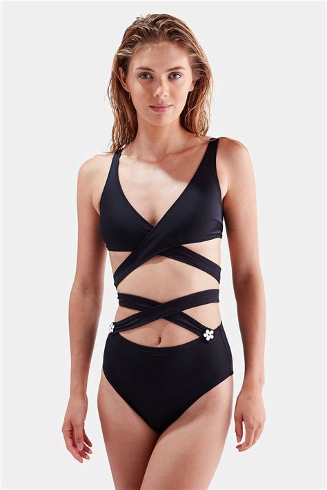 One Piece Swimsuit Styles Bathing Suit Trends