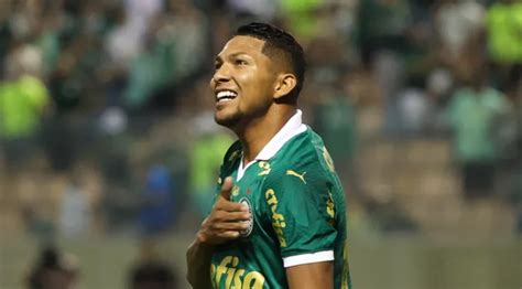 A Decis O Do Palmeiras Sobre Futuro De Rony