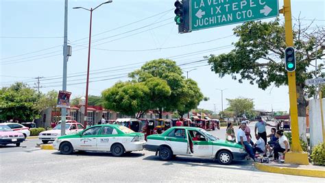 Con Bloqueos Taxistas Juchitecos Exigen Reparaci N De Carreteras