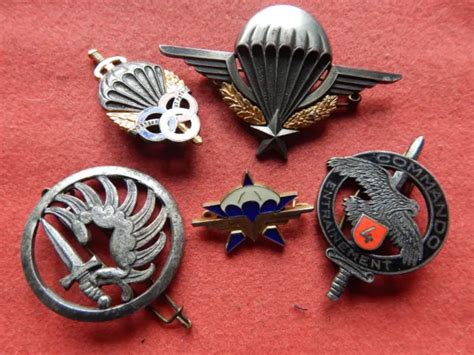 PARACHUTISTE LOT 1er RCP BREVET Et Insignes Divers EUR 15 00