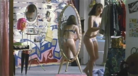 Nude Video Celebs Alanna Ubach Sexy Nobody Knows Anything