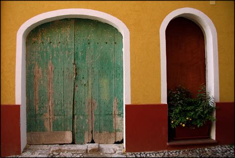 Fondos de pantalla Cerdeña puerta Italia marrón blanco casa