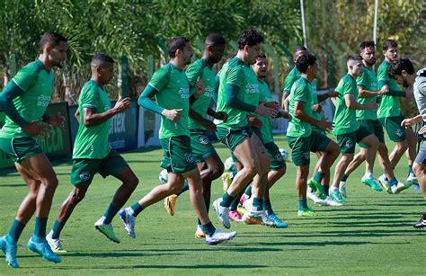 Em boa fase no Brasileirão Goiás duela contra o Inter em confronto