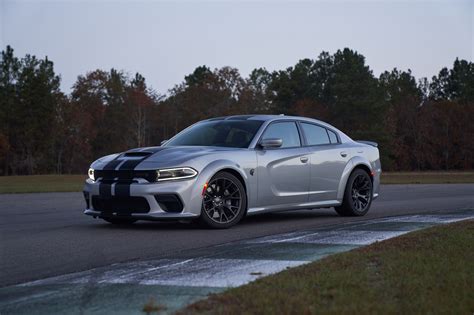 Caraganza First Drive Review 2021 Dodge Charger Srt Hellcat Redeye