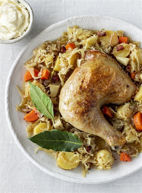 Sauerkraut Braised Chicken