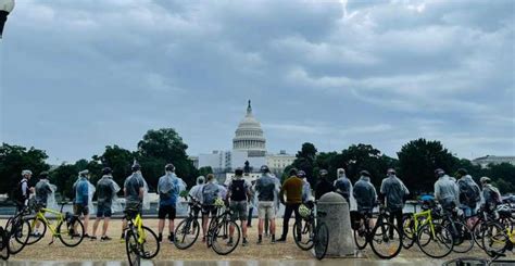 Washington DC Monuments by Night Bike Tour | GetYourGuide