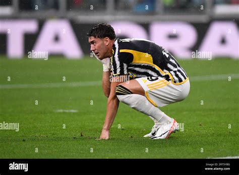 Dusan Vlahovic Juventus Reacts Following A Clash In The Penalty Area