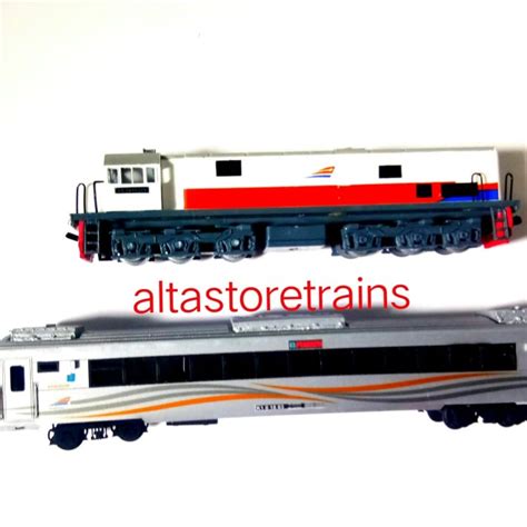 Jual Miniatur Kereta Api Set Lokomotif Dan Gerbong Eksekutif Jakarta