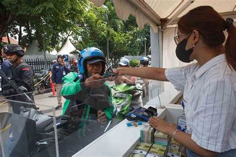 Penukaran Uang Membludak Bi Jatim Utamakan Pengguna Aplikasi Pintar