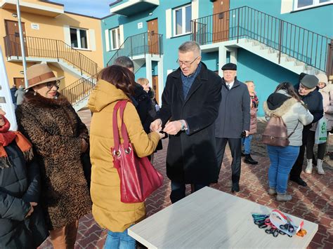 Nowe Mieszkania Komunalne W Kielcach Lokatorzy Z Jezioran Otrzymali