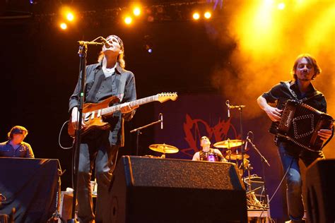 Photo Essay Backstage With The Bodeans Milwaukee Independent