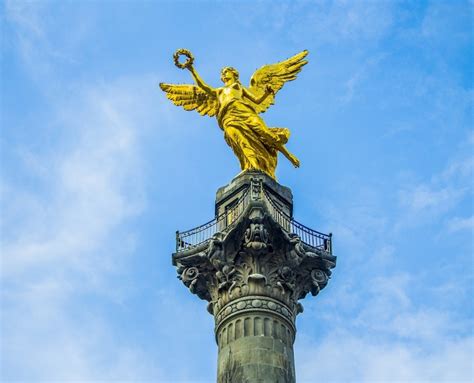 Mexico City's Angel of Independence Monument Vandalized by Protestors - Travel Noire