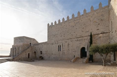 Visita Al Inexpugnable Castillo De Pe Scola