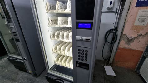 Maquina Vending De Snack Y Bebidas Fr As Necta Snakky Max Central Del