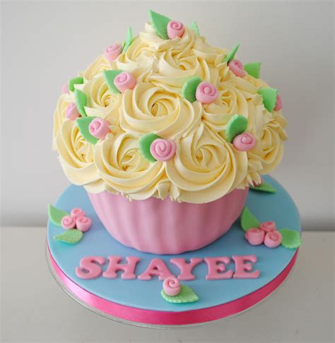 Miss Cupcakes Blog Archive Pink Rose Birthday Giant Cupcake