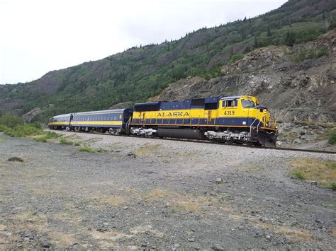 Explore Alaska's Glaciers On The Dramatic Glacier Discovery Train