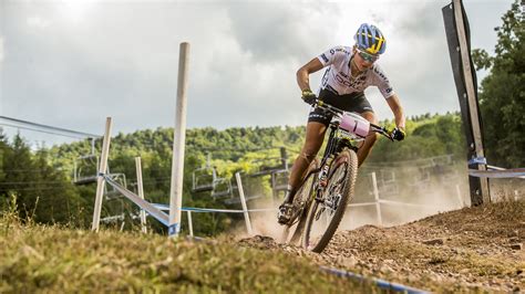 Fond d écran des sports véhicule courses cyclisme VTT en descente