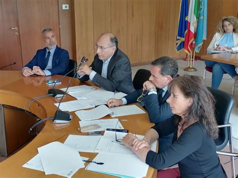 Regione Tiero Frateli Ditalia Attivit Estrattive Recuperare