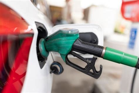 Govt Decides To Keep Petroleum Products Prices Unchanged