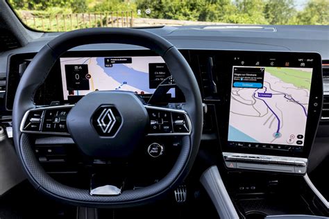 On a testé Android Automotive à bord du nouveau Renault Espace hybride