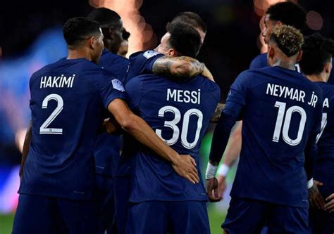 Psg Om Hakimi Mbappé Neymar Et Messi Dans Le Groupe Parisien