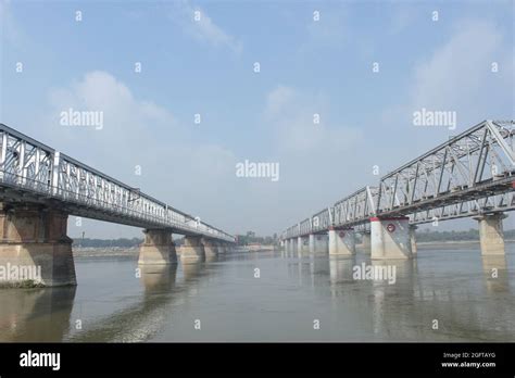 The Bridge Of Indian Railways In Bihar And Railway Workers Working On