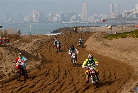 Enduro Cortes De Tr Nsito Y Modificaci N De Recorridos De Colectivos