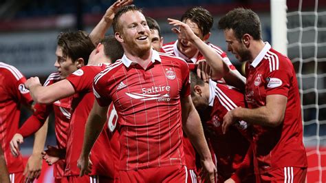 Aberdeen Star Adam Rooney Insists Dons Can Upset Celtic In Scottish Cup